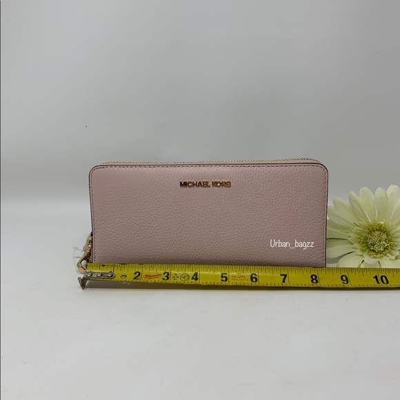 Michael Kors Kenly Large NS Tote And Wallet - Picture 4 of 11